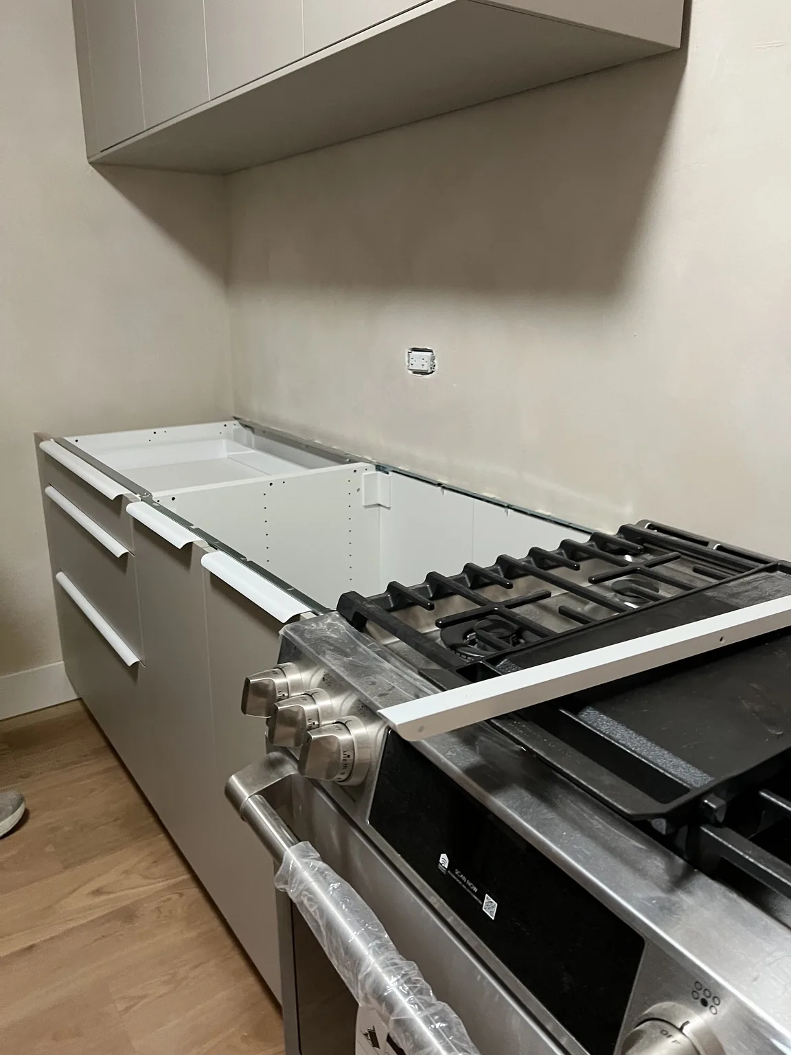 Grey Kitchen with Pro Range