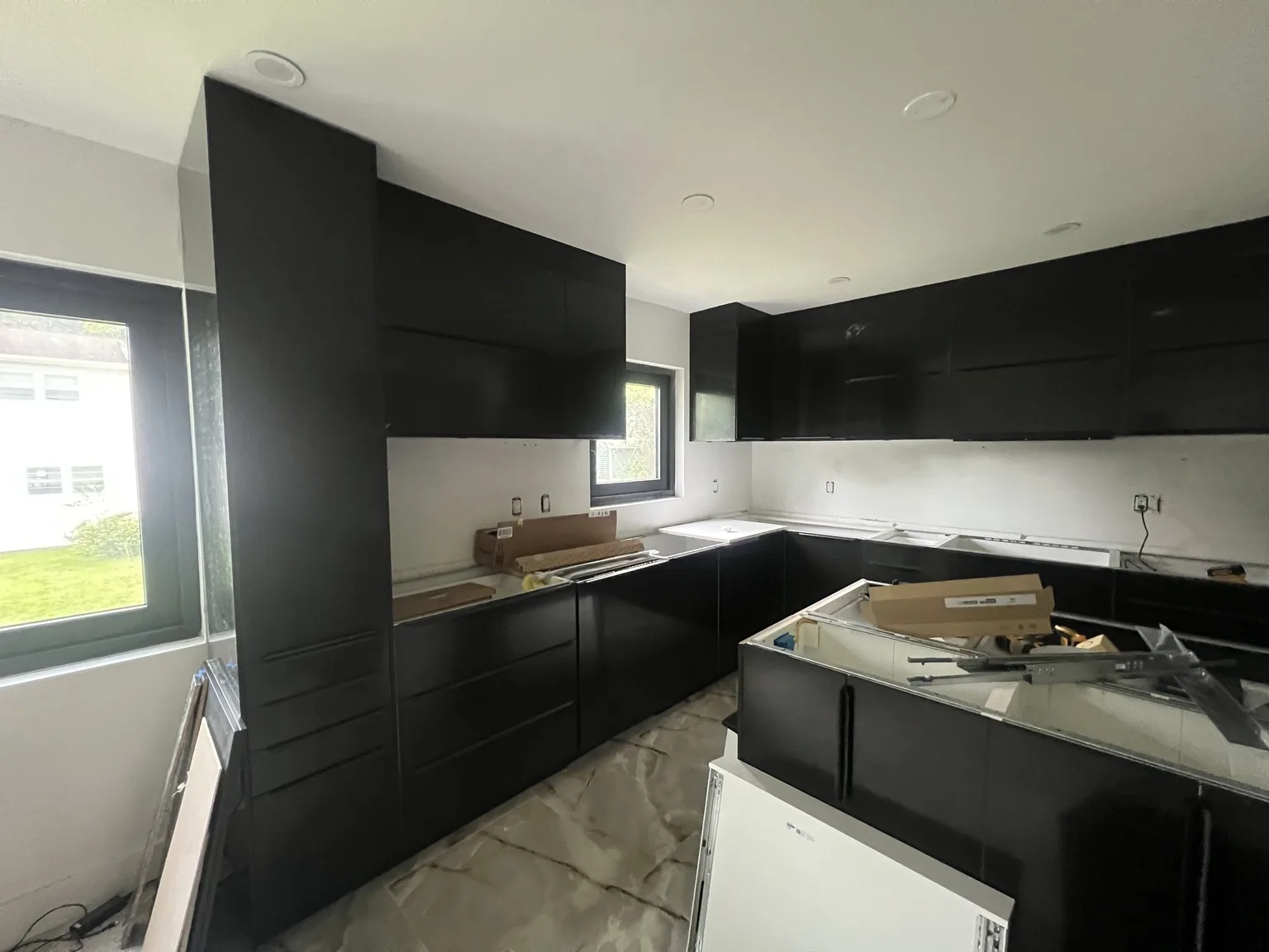 Modern Black Cabinet Kitchen