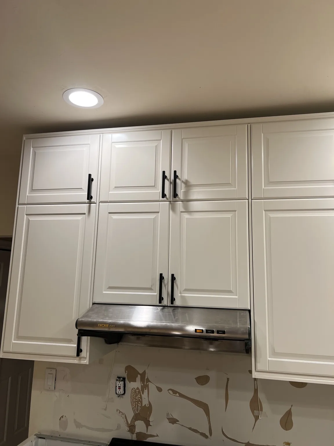 IKEA kitchen installation near Elizabeth, NJ — White Shaker U-Shaped Kitchen